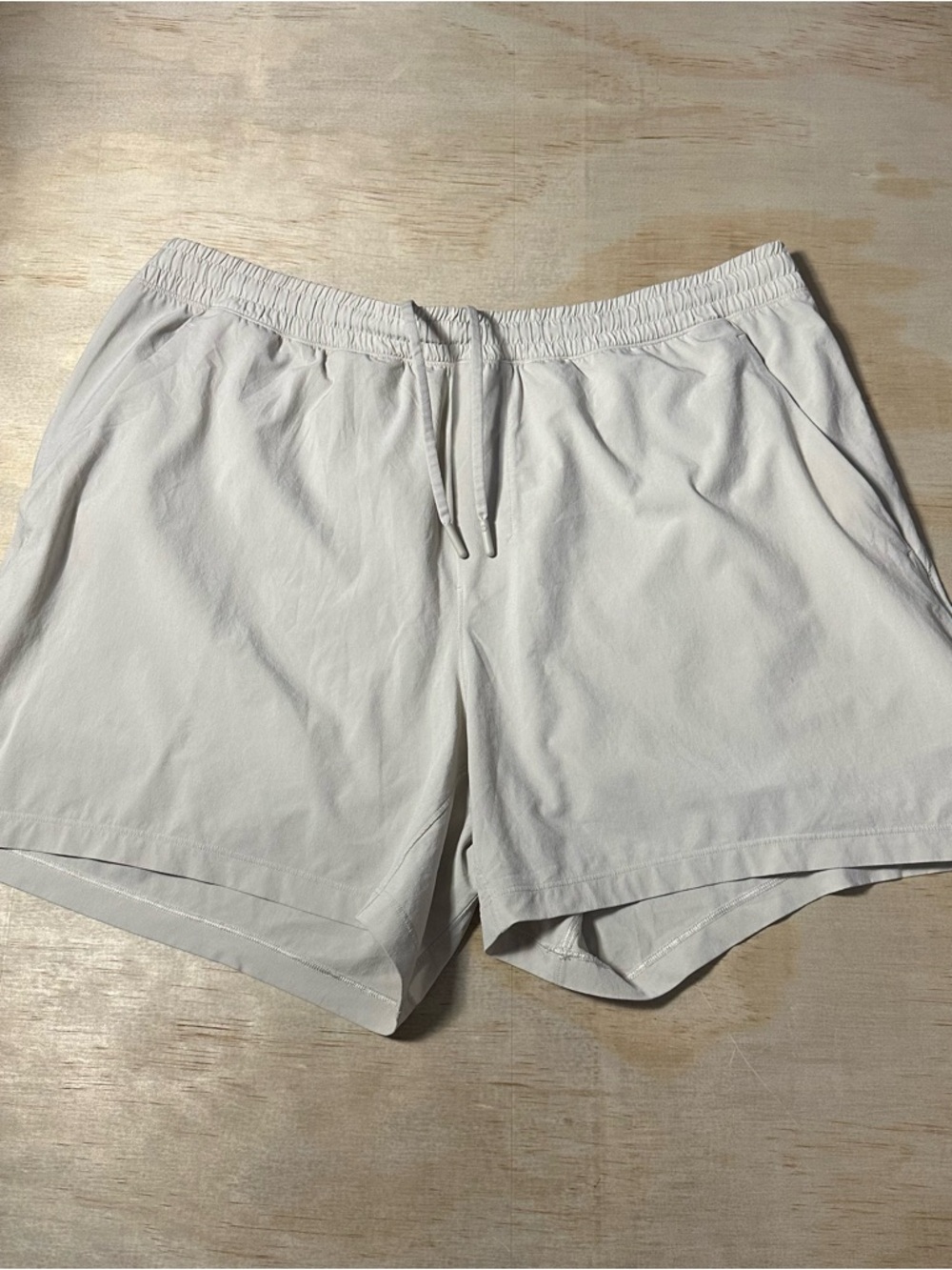 Lululemon Pace Breaker Shorts 5" Linerless Beige Men's 2XL Gym Run Hike Outdoors